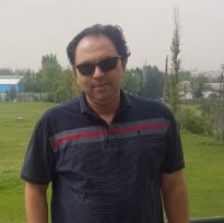 آقای مهندس جواد شریفی نیا نماینده رسمی سپیدار و دشت و راهکارن ابری محاسب مشهد